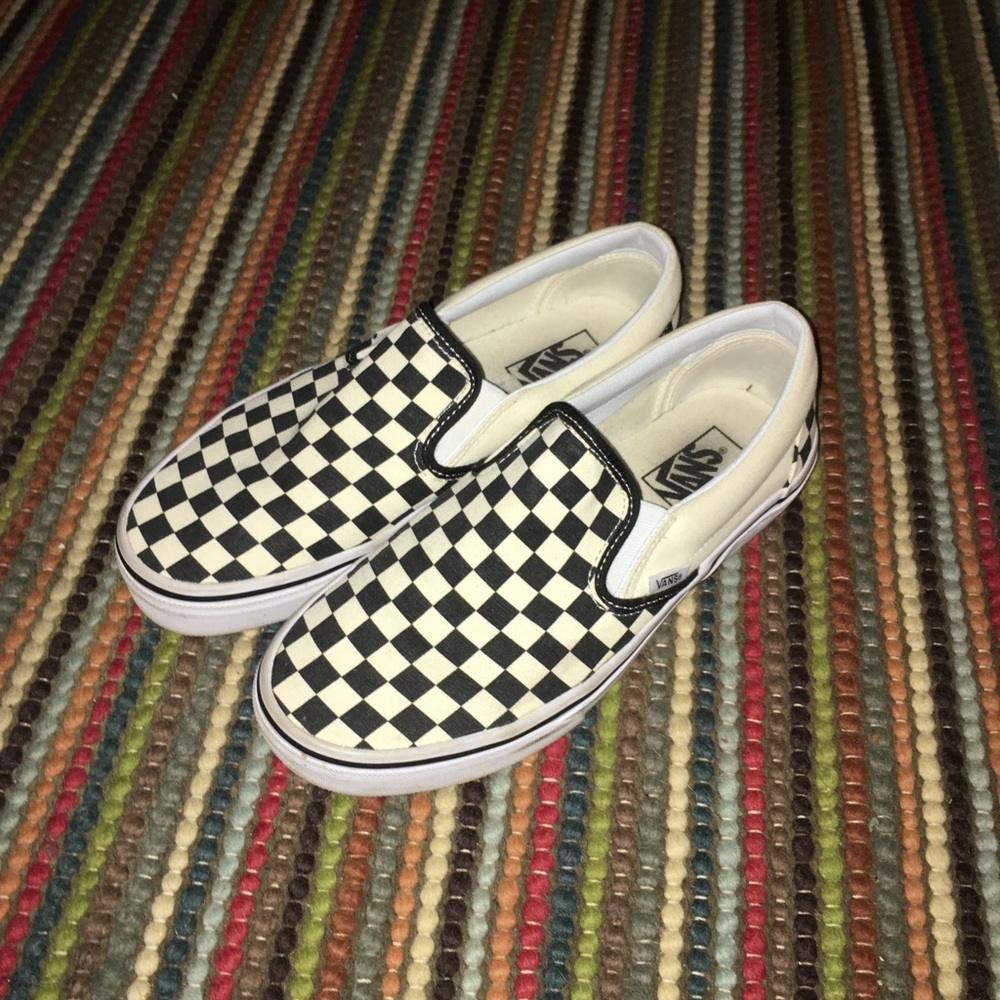 Checkerboard Slip-On Vans Size 9